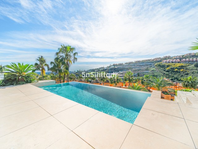 5 Makuuhuoneen Huvila Benahavís