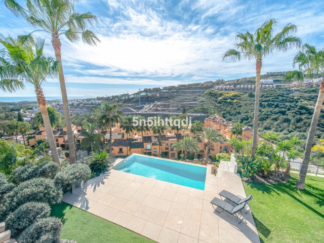 5 Makuuhuoneen Huvila Benahavís