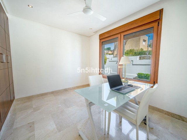 5 Makuuhuoneen Huvila Benahavís