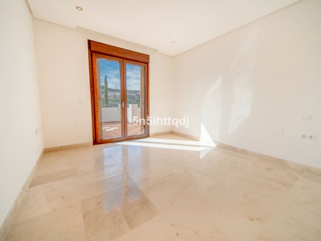 5 Makuuhuoneen Huvila Benahavís