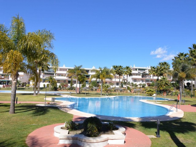 2 Schlafzimmer Apartment in Nueva Andalucía