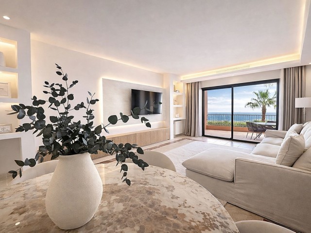 3 Makuuhuoneen Huoneisto Los Flamingos