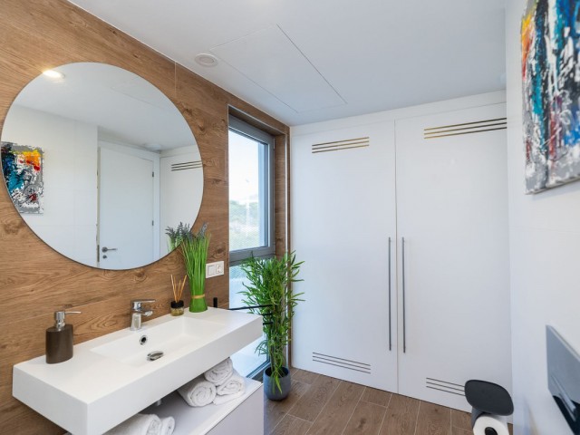 2 Makuuhuoneen Huoneisto Estepona