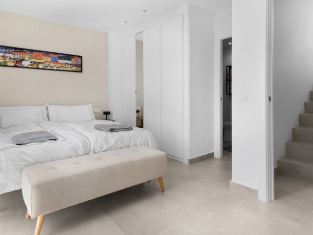 4 Makuuhuoneen Rivitalo Torreblanca