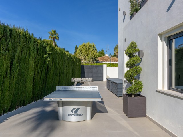 Villa avec 4 Chambres  à Los Monteros