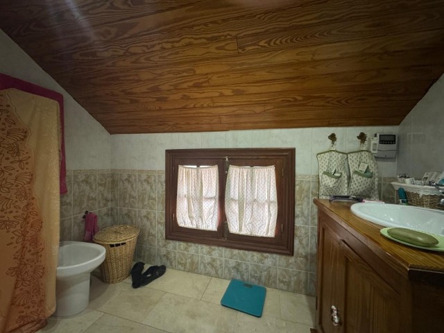 4 Slaapkamer Rijtjeshuis in Atalaya