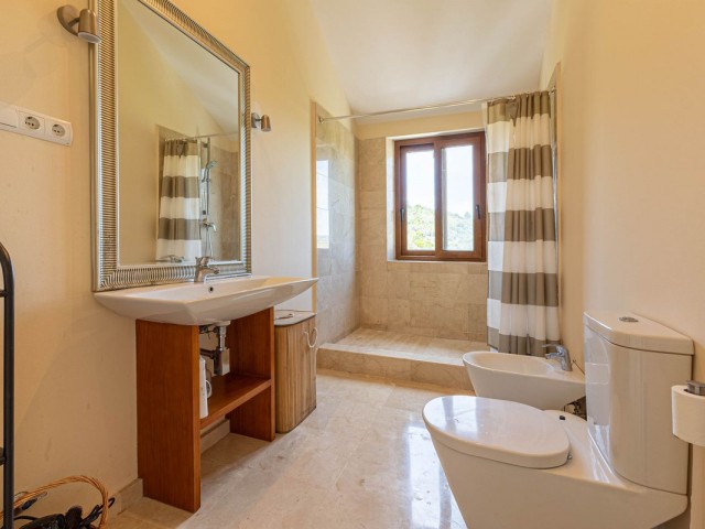 Villa con 5 Dormitorios  en La Cala Golf