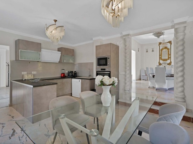 10 Bedrooms Villa in Marbella