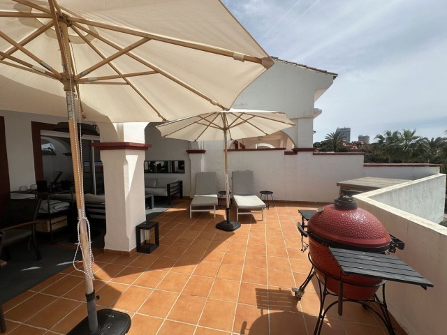 Penthouse in Elviria