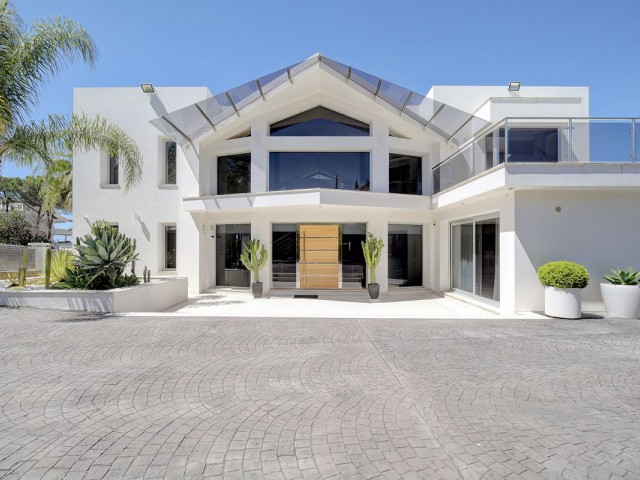 5 Soveroms Villa i Nueva Andalucía