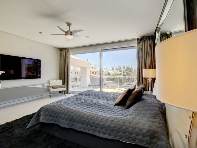 5 Soveroms Villa i Nueva Andalucía