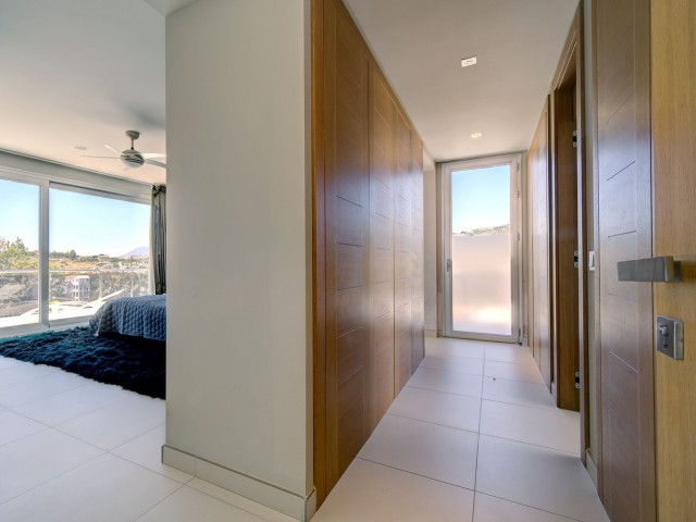 5 Soveroms Villa i Nueva Andalucía