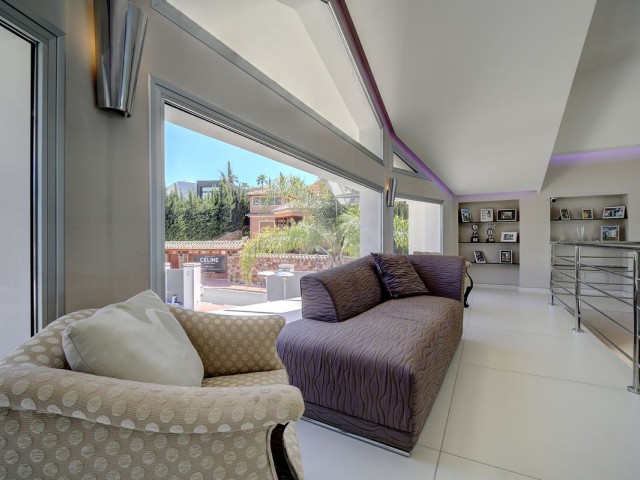 5 Soveroms Villa i Nueva Andalucía