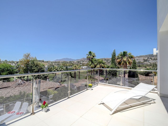 5 Soveroms Villa i Nueva Andalucía