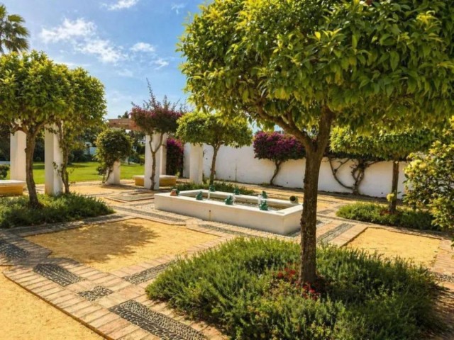 2 Slaapkamer Appartement in Estepona