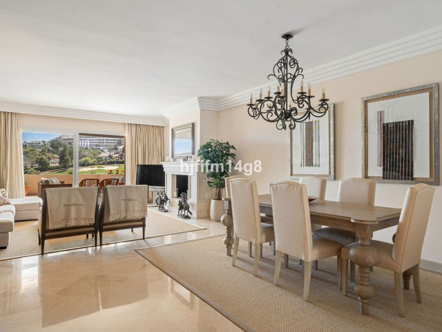 Appartement avec 3 Chambres  à Nueva Andalucía