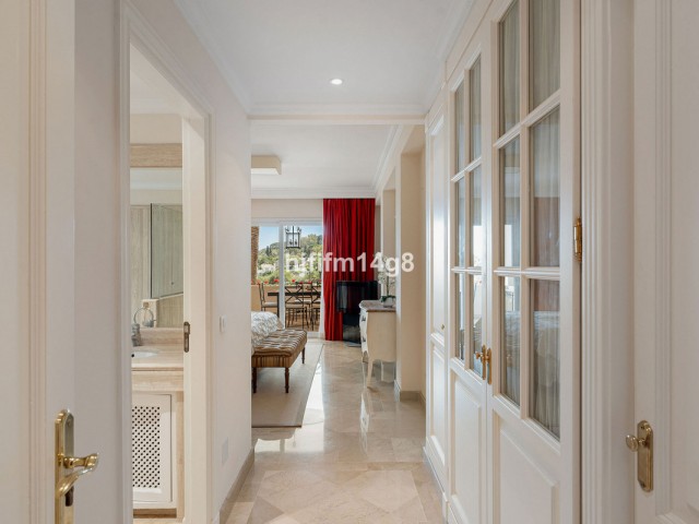 Appartement avec 3 Chambres  à Nueva Andalucía