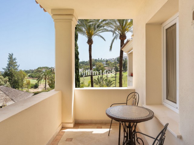 Appartement avec 3 Chambres  à Nueva Andalucía