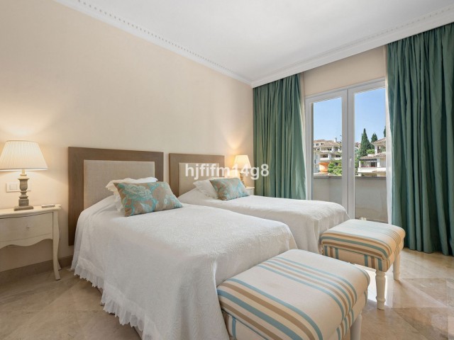 Appartement avec 3 Chambres  à Nueva Andalucía
