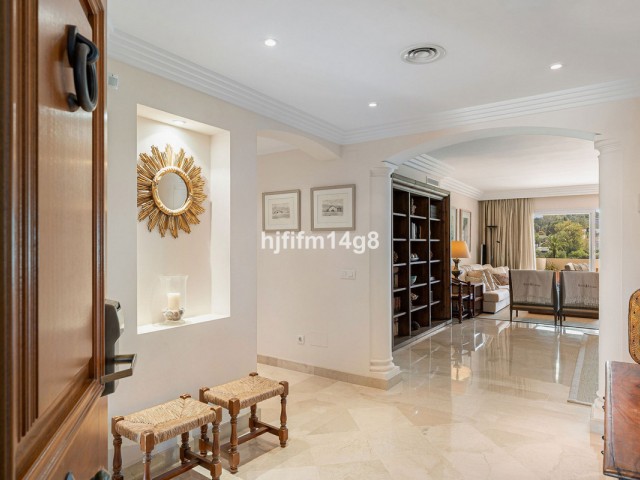 Appartement avec 3 Chambres  à Nueva Andalucía
