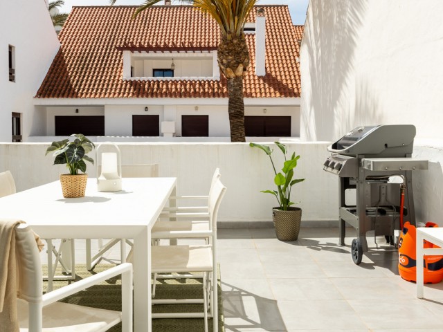 4 Schlafzimmer Apartment in Nueva Andalucía