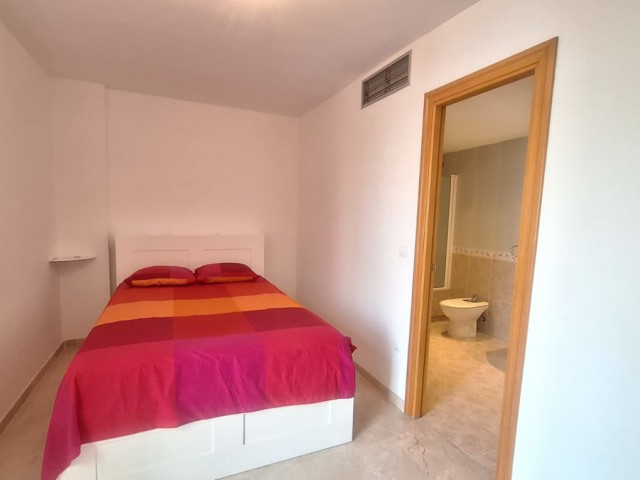 Apartamento con 3 Dormitorios  en Guadalmina Alta