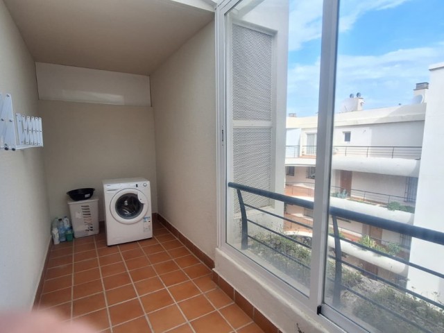 Apartamento con 3 Dormitorios  en Guadalmina Alta