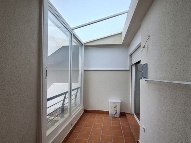 Apartamento con 3 Dormitorios  en Guadalmina Alta