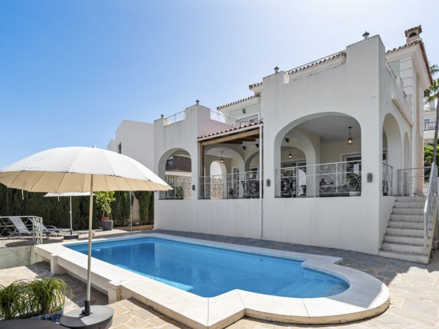 5 Soveroms Villa i Cerros del Aguila