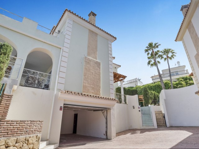 5 Soveroms Villa i Cerros del Aguila