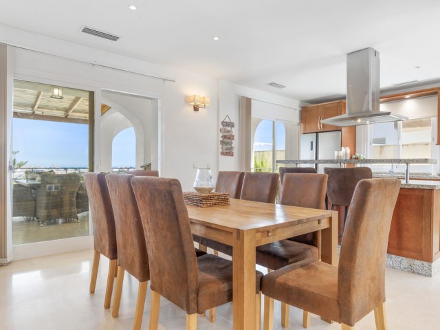 5 Soveroms Villa i Cerros del Aguila