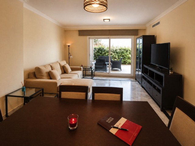 2 Schlafzimmer Apartment in Nueva Andalucía