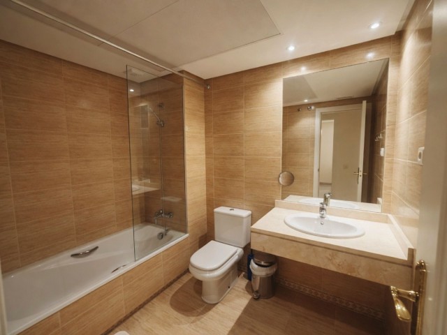 2 Schlafzimmer Apartment in Nueva Andalucía