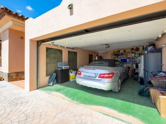 6 Sovrums Villa i Estepona