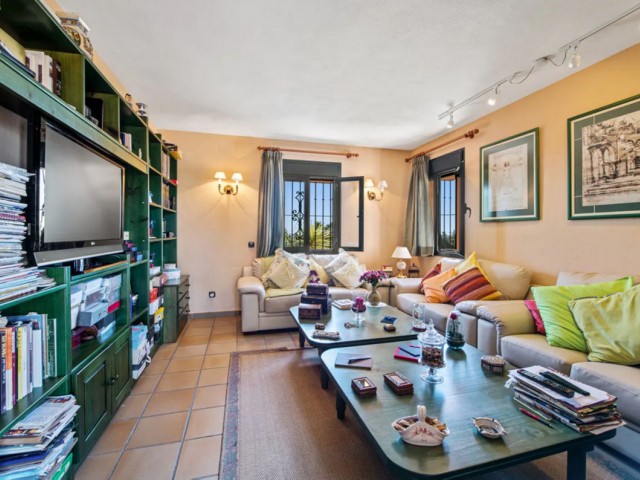 6 Sovrums Villa i Estepona