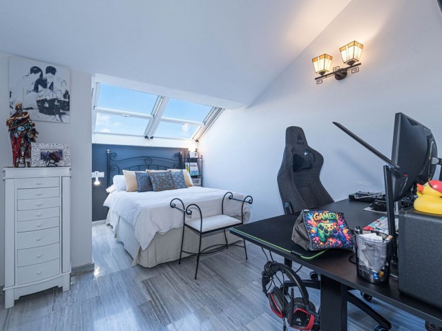 Appartement avec 4 Chambres  à Los Pacos