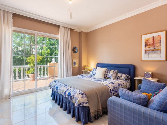 5 Soveroms Villa i Nueva Andalucía