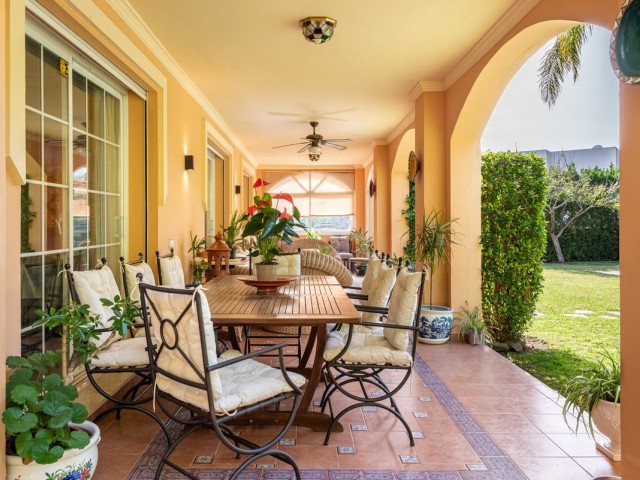 5 Soveroms Villa i Nueva Andalucía