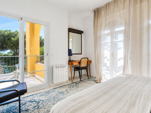 Huoneisto, Puerto de Cabopino, R5367055