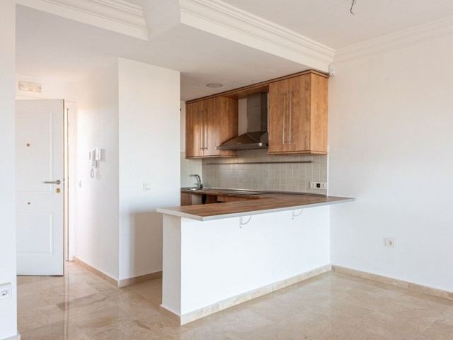 3 Bedrooms Apartment in Selwo