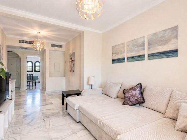 Huoneisto, Hacienda del Sol, R5367256