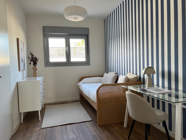 Apartamento con 3 Dormitorios  en Valle Romano