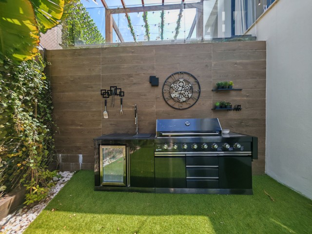 Villa avec 5 Chambres  à Estepona