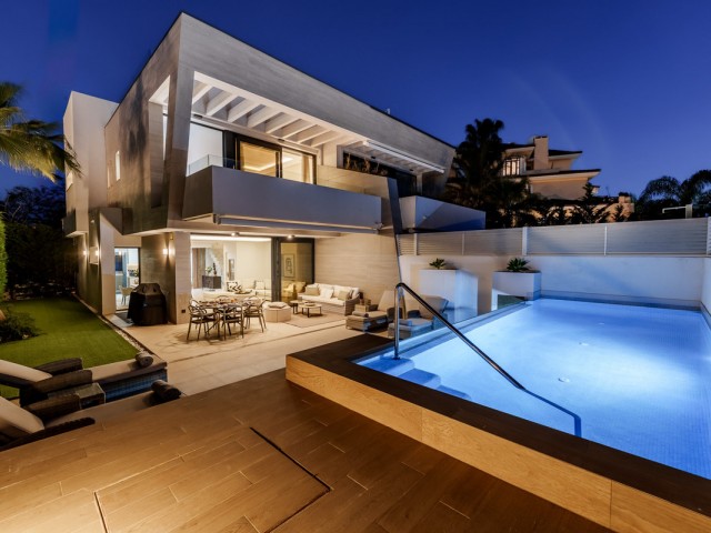 5 Schlafzimmer Villa in Puerto Banús