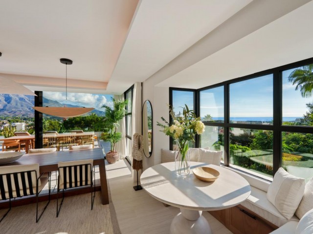 Villa con 6 Dormitorios  en Nueva Andalucía