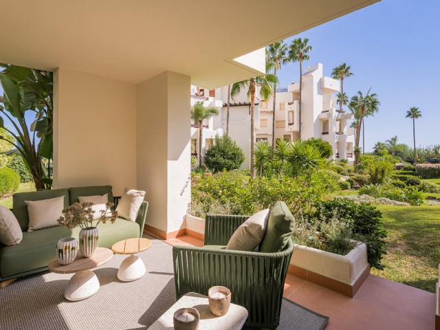3 Bedrooms Apartment in Estepona