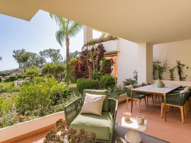 3 Bedrooms Apartment in Estepona