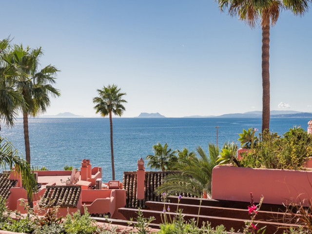 Penthouse avec 3 Chambres  à Estepona