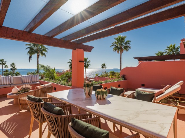 Penthouse avec 3 Chambres  à Estepona