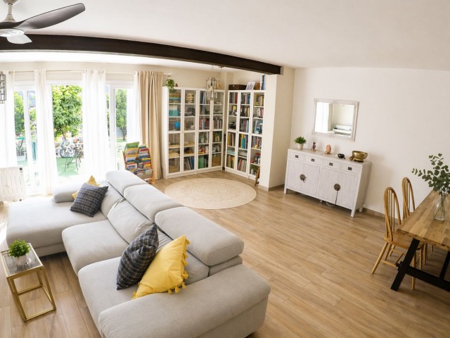 3 Bedrooms Townhouse in Benahavís